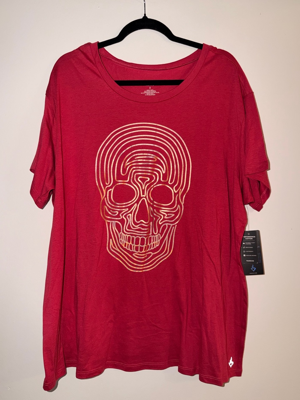 torrid Red Short Sleeve Tee with Gold Skull Outline